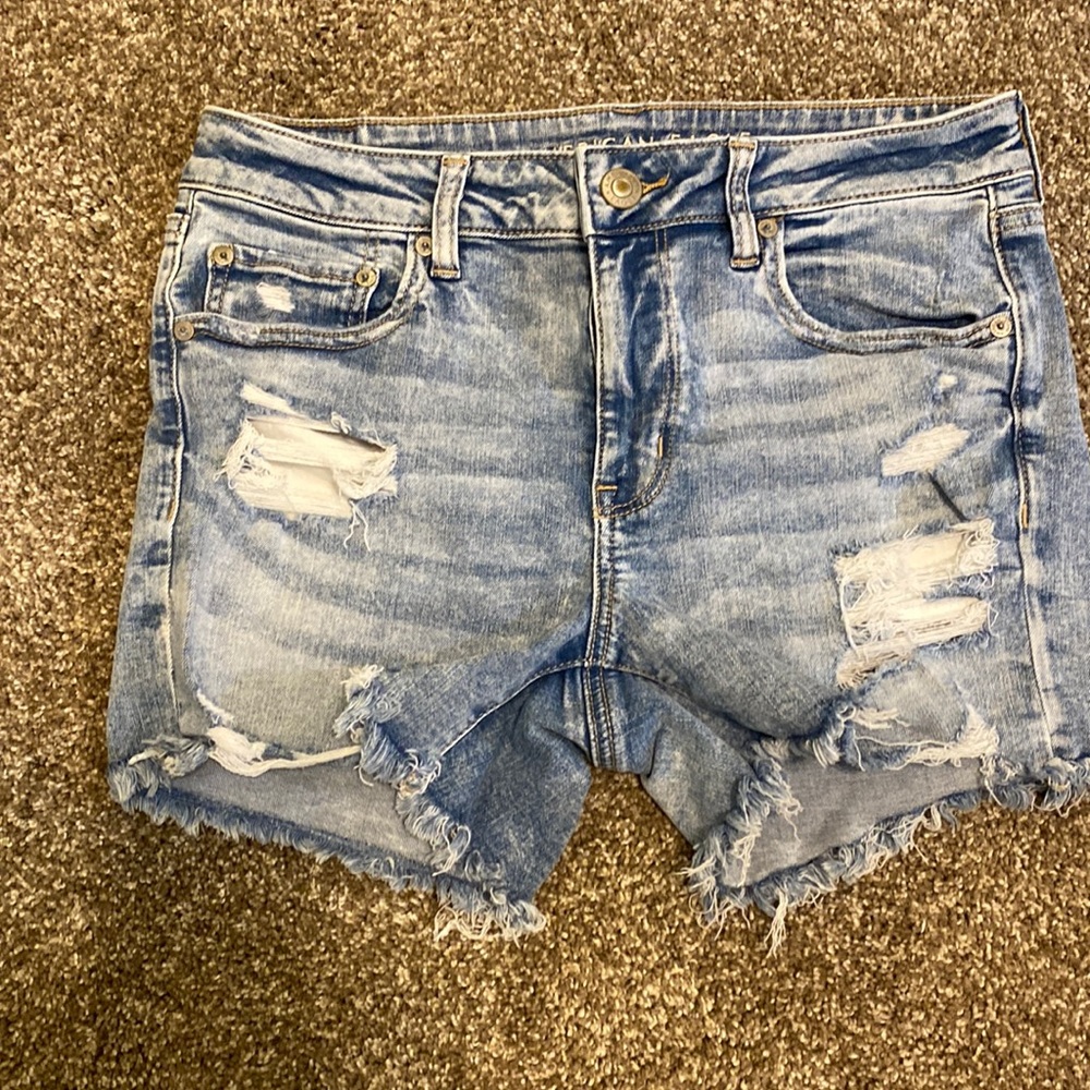 Women’s American eagle shorts